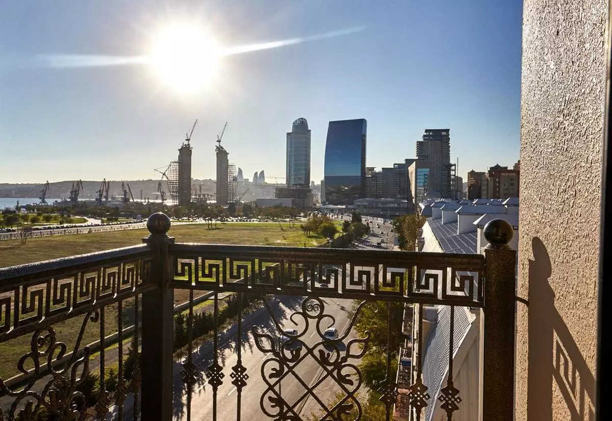 Nobel Hotel BALKON (Copy).jpg